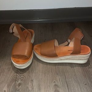 Lucky Brand wedges {8}